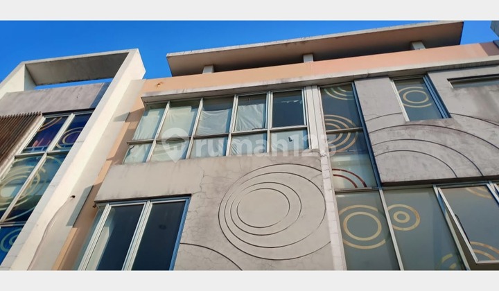 Ruko Glaze Gading Serpong, Tangerang