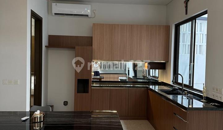 For Rent Semi-Furnished Corner House in Zora BSD, South Tangerang 2