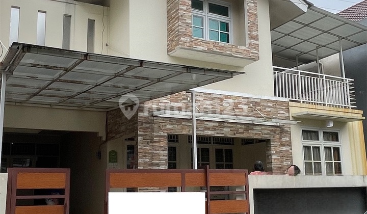 Rumah 2 Lantai Sektor 9 Kausari Bintaro, Tangerang Selatan Rumah 2 Lantai Sektor 9 Kausari Bintaro, Tangerang Selatan