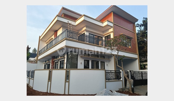 Rumah Baru di Kencana Loka Bsd Modern Minimalis