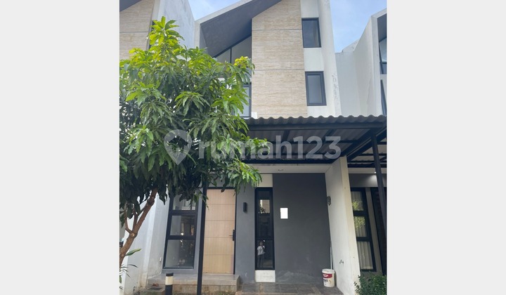 Comfortable House in Provence Suite Cluster, Bsd City, South Tangerang