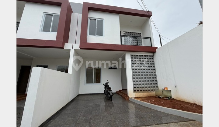 Rumah Bagus Rapi 2 Lantai di Bumi Puspitek Asri Bsd, Tangerang Selatan