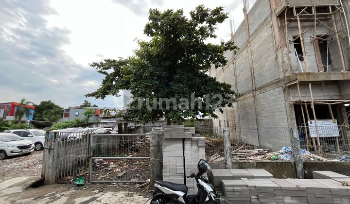 For Sale, Land Plot Suitable for Boarding House Parking Lot in Serengseng, West Jakarta For Sale, Land Plot Suitable for Boarding House Parking Lot in Serengseng, West Jakarta