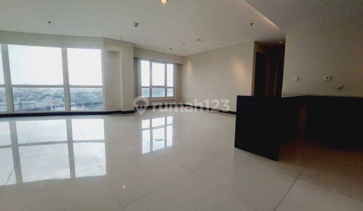 El Royale Apartemen Royal Suite Private Access 1