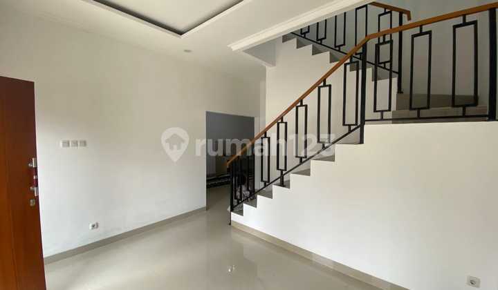 New Ready-to-Occupy House in Arcamanik, Bandung