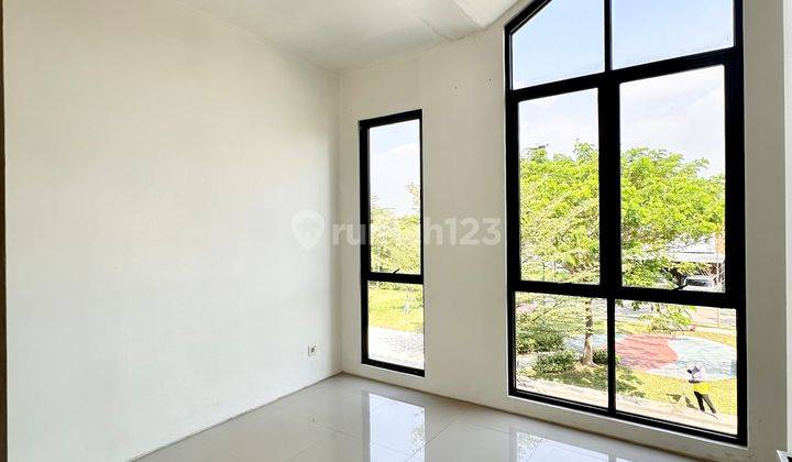 Dijual Rumah Bagus 6x12,5 SHM 2 Lantai di Citra Garden Puri, View Taman Sangat Langka Dan Free Ac 2 Unit. Masi Bisa Nego  2