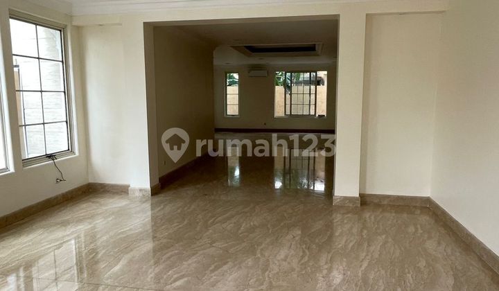 For Rent 2-Story House in Taman Beverly Golf 2