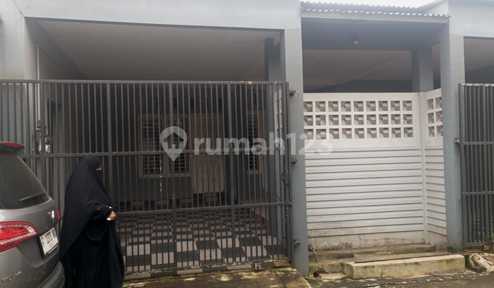 For Rent House in Puri Nirwana3 1