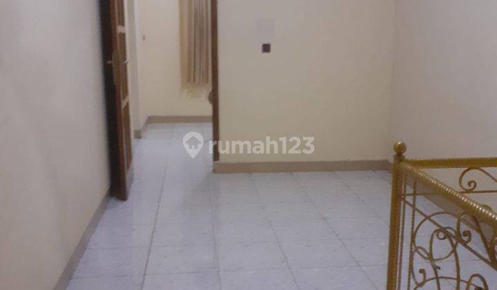 Dijual Rumah 2 Lantai Lokasi Strategis Shm  2