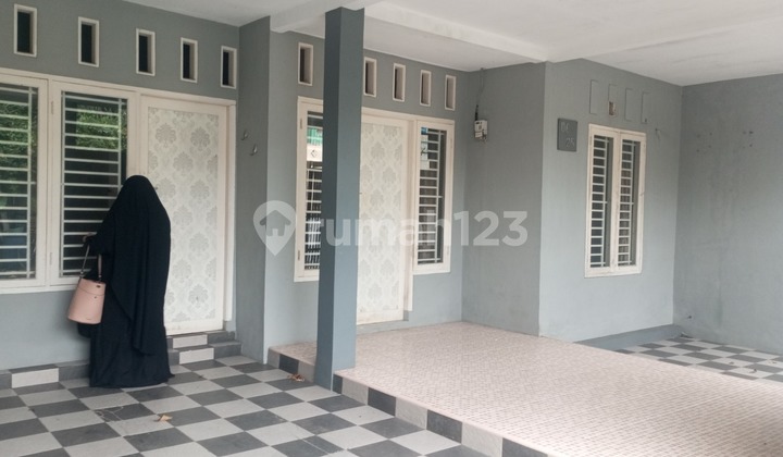 For Rent House in Puri Nirwana3 2