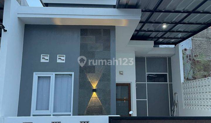 Rumah Premium Di Bandung Dengan View Pegunungan Yang Menawan 1