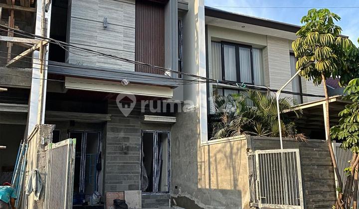 New Fresh 2-Story Dream House Perfect for Young Entrepreneurs 2