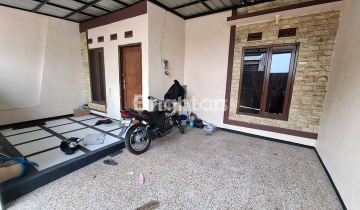 RUMAH CANTIK MINIMALIS PONDOK CEMPAKA BANDULAN 2