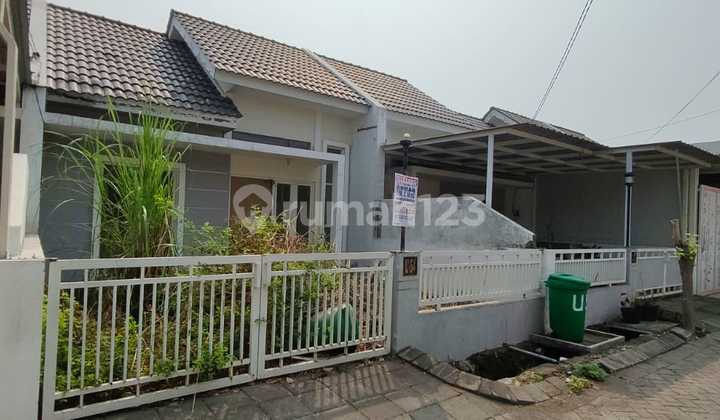 House Auction at Perum Heavenland Cluster The Golden Gate Block U No. 54, Des/Kel. Kebonsari, Kec. Candi, Sidoarjo House Auction at Perum Heavenland Cluster The Golden Gate Block U No. 54, Des/Kel. Kebonsari, Kec. Candi, Sidoarjo