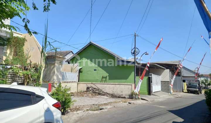 For Sale By Auction HOUSE jln.semampir no.65