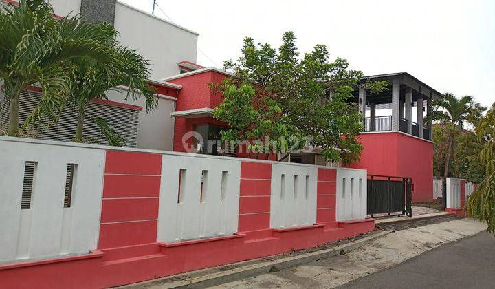 Dijual Rumah Hook 2 Lantai Dearah Jombang 