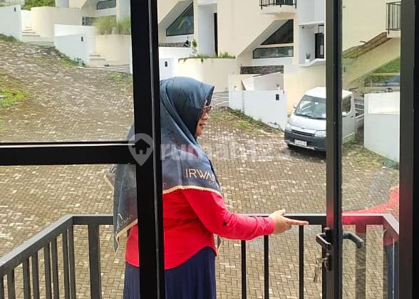 House in Green Hill Cluster, East Ungaran Leyangan 2