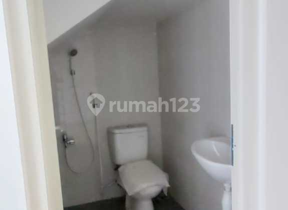 Only 1 Unit Left of Kutisari Besar Shop House 2