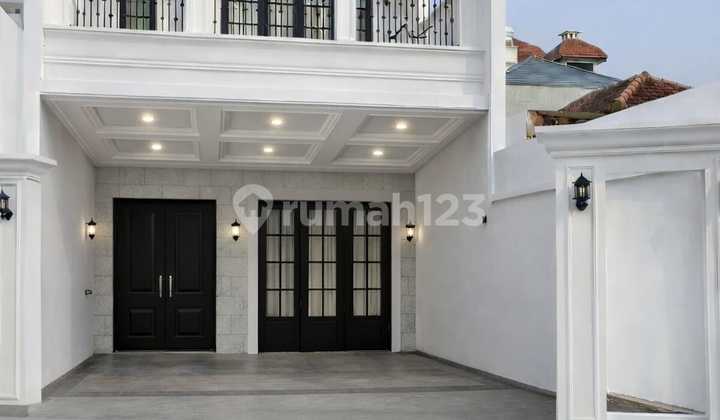 Hunian Mewah 2 Lantai di Lokasi Premium Gayungsari, Surabaya Selatan Hunian Mewah 2 Lantai di Lokasi Premium Gayungsari, Surabaya Selatan
