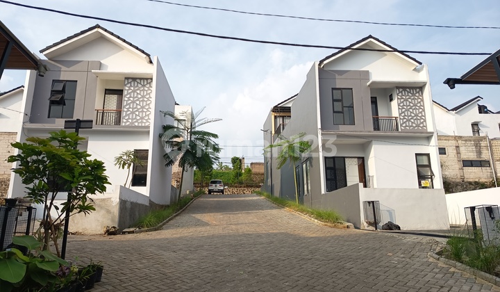 Punya Rumah Villa Selangkah Ke Kota Baru Parahyangan Kota Bandung