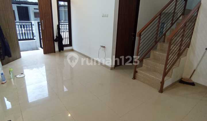 Jual Rumah 2Lt Dkt Swiss Belhotel Dago Kota Bandung 2