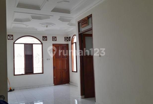 Jual Cepat Rumah Hook Cantik Taman Kopo Indah Bandung 2