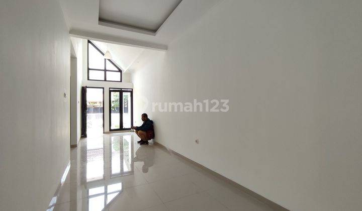 Rumah Dijual Dekat Jalan Soekarno Hatta Cisaranten Kulon Arcamanik Bandung 1