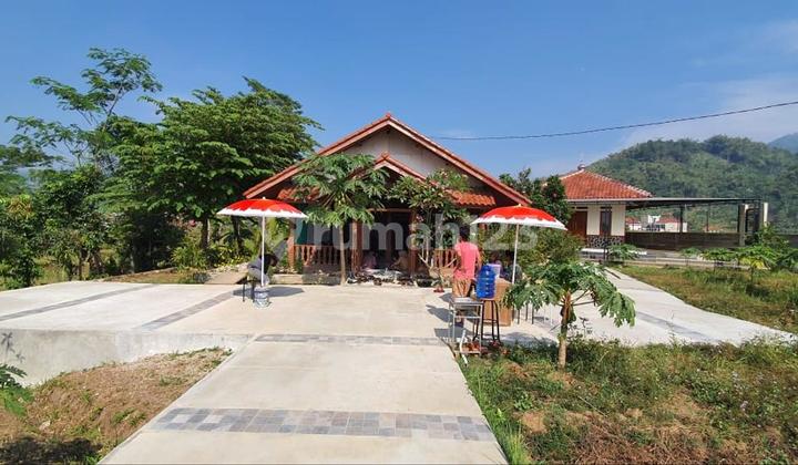 Land for Sale, Spacious with Villa Bonus, Near Jalak Stadium, Bandung Regency. 1
