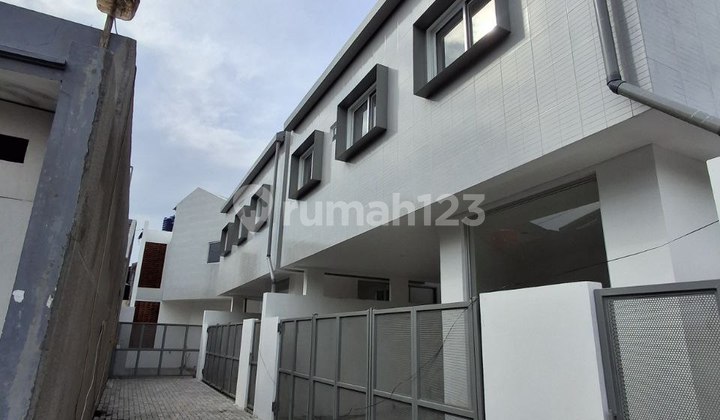 New House for Sale on Jl Pesantren Cibabat, Cimahi City