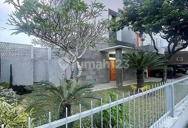Spacious Luxurious Furnished Land House in Arcamanik Complex, Bandung 2
