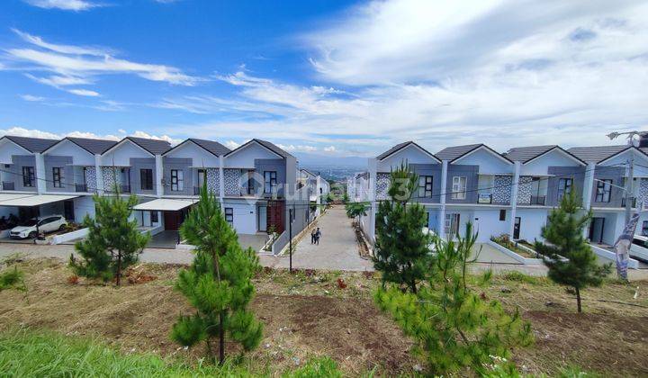 Rumah Villa Tropis Diatas Awan Dekat Exit Tol Bandung Lembang 1
