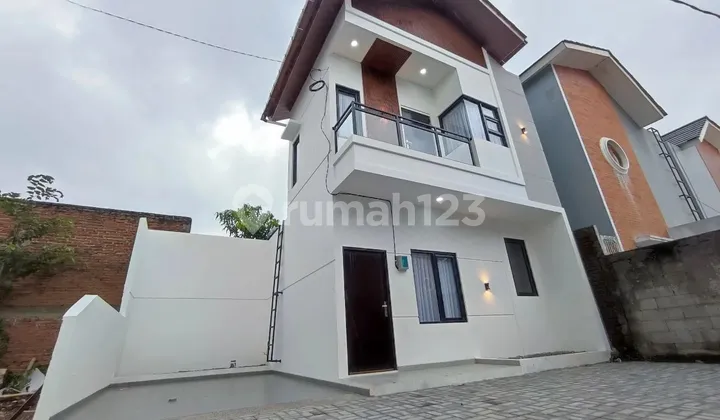 Jual Rumah Baru Cluster Arcamanik Pusat Kota Bandung
