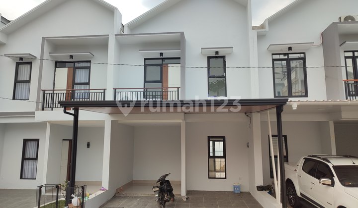 Jual Rumah Villa Dekat Exit Tol Kota Baru Parahyangan Lembang Bandung Jual Rumah Villa Dekat Exit Tol Kota Baru Parahyangan Lembang Bandung