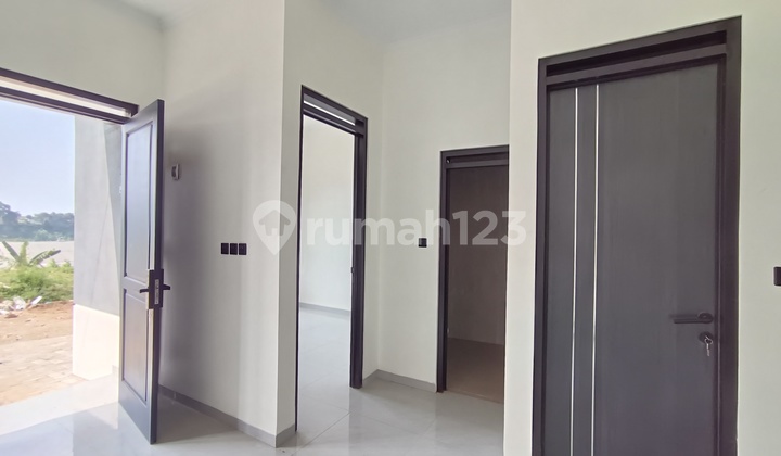 Jual Rumah Klasik Sejuk Cluster Beverly City View Cisarua 2