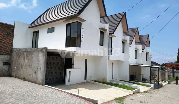 Modern Cool House Cluster Vista Hanjuang Bandung Cimahi Modern Cool House Cluster Vista Hanjuang Bandung Cimahi