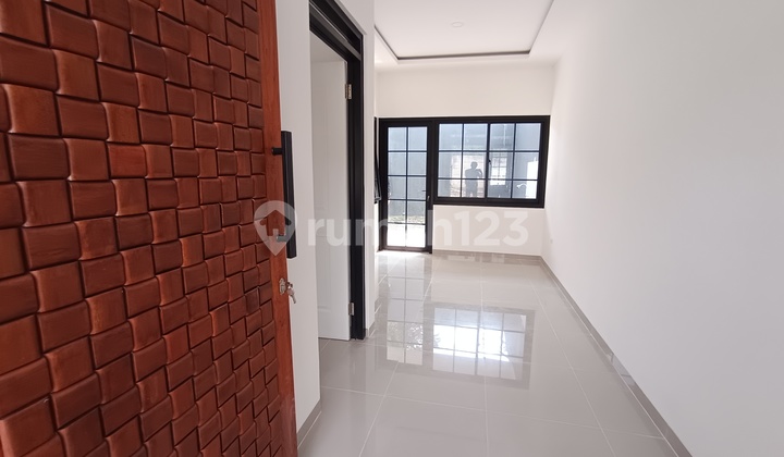 Selling Cheap 1-Story House in Cipageran Asri, North Cimahi City