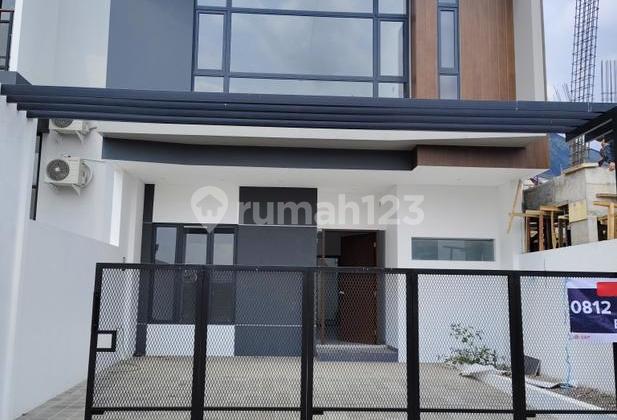 Modern New House in Setra Duta Area, North Bandung