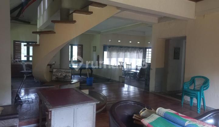 For Sale Classic Dutch House with Spacious Land in Lembang Area, Bandung 2