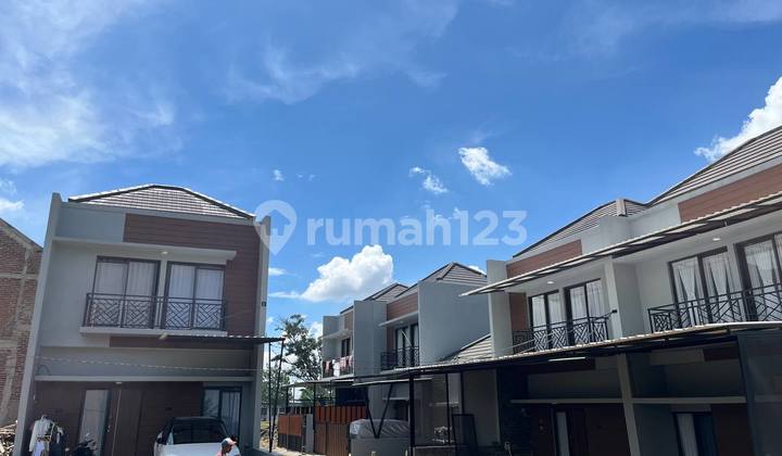 New House Griya Asri Permana Main Road Ciuyah Cisarua Bandung 2