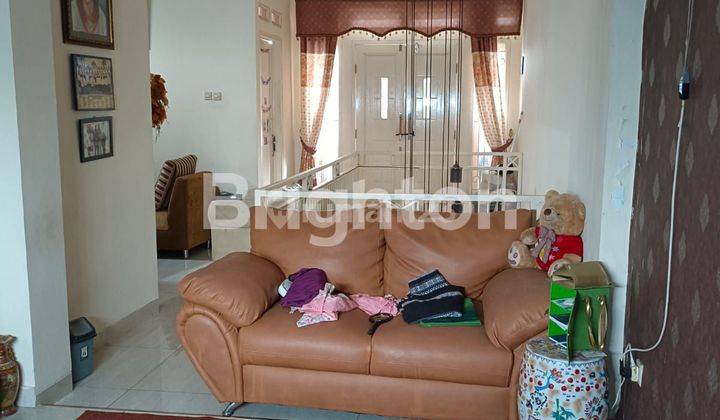 Rumah Cantik 2 Lantai  Siap Huni 2