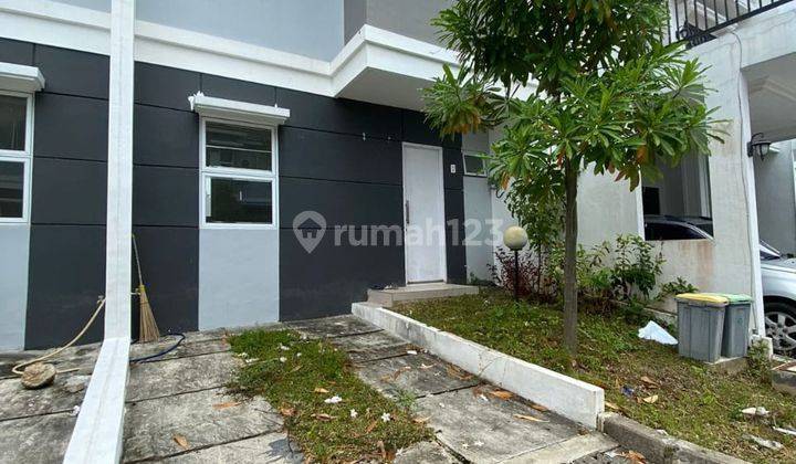 Dijual Cepat Rumah 2 Lantai di Jl Sinar Mas Land Boulevard , Balikpapan Utara 1