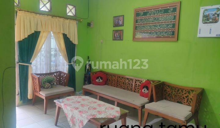 House for Sale Cheap In Vila Nusa Indah 2