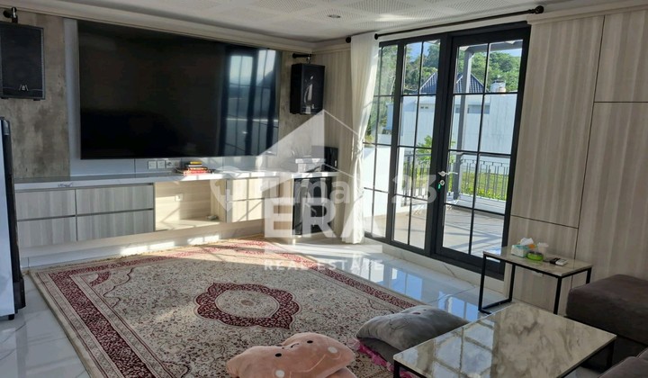 Dijual rumah mewah di Sumarecon Bogor 2