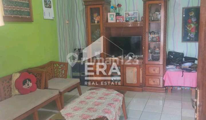 House for sale in Vila Nusa Indah 3 2