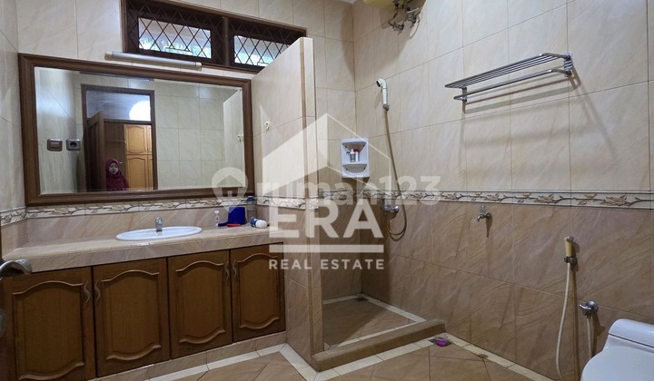 Dijual Rumah di Raffles Hills Cibubur 2