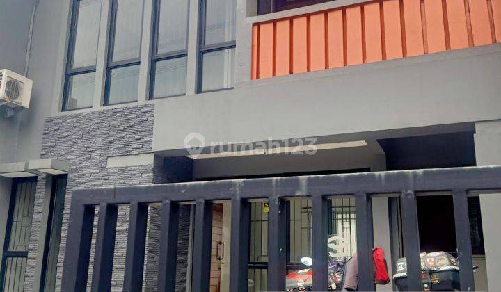 Rumah Siap Huni, Di Legenda Wisata Cibubur, Di Jual Cepat 1