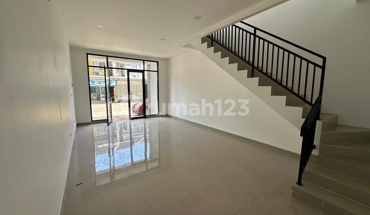 Ruko 2 Lantai Siap Pakai Bisnis Tinggal Usaha