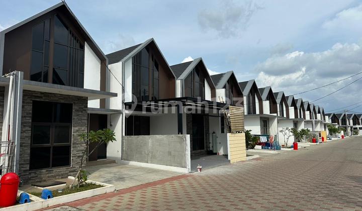 Rumah Cluster Siap Huni Fasilitas Lengkap Akses Tol Banyak Rumah Cluster Siap Huni Fasilitas Lengkap Akses Tol Banyak