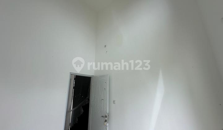 Ready-to-Move-In Cluster House in Karawaci Without Complicated Process 2