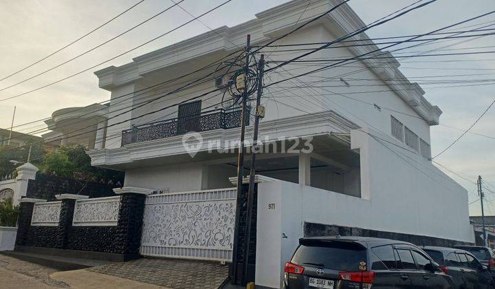 Dijual Rumah Cantik Mewah Di Pusat Kota Palembang, Jl Balayudha, Kemuning, Palembang, Hanya 30 Meter Dari Jl.basuki Rahmad 1